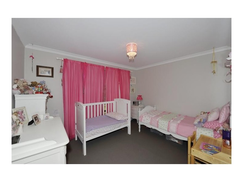 3 Duyfken Way, Dudley Park WA 6210