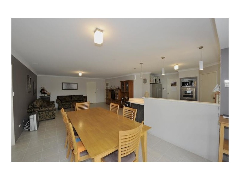 3 Duyfken Way, Dudley Park WA 6210