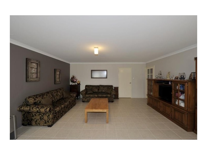 3 Duyfken Way, Dudley Park WA 6210