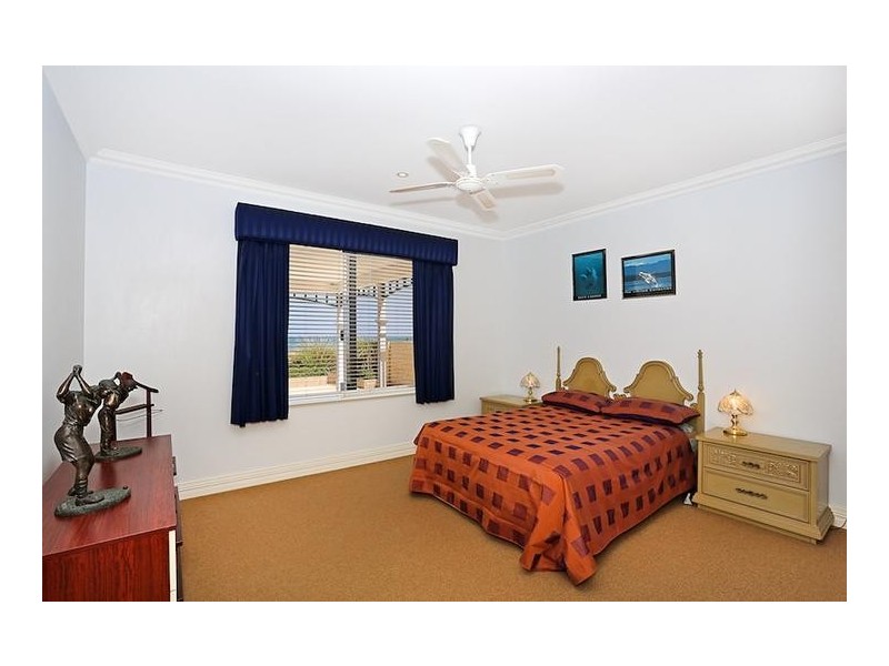 14 Ronsard Drive, San Remo WA 6210