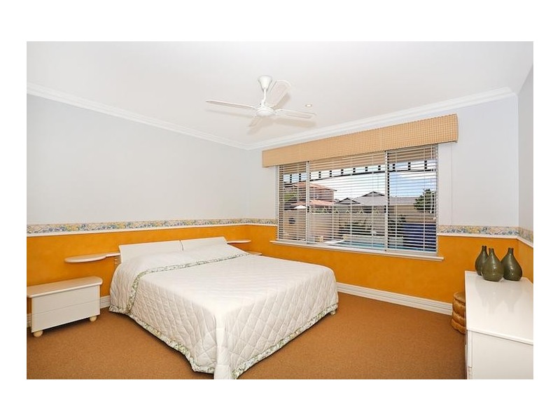 14 Ronsard Drive, San Remo WA 6210