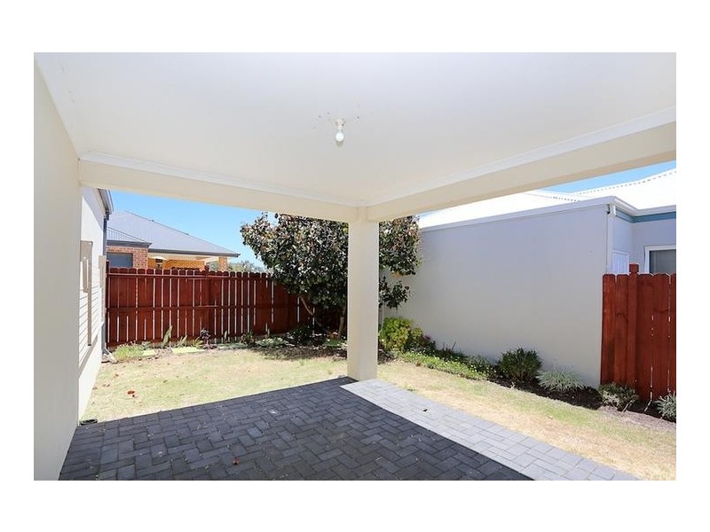 11 Pacifica Way, Dudley Park WA 6210