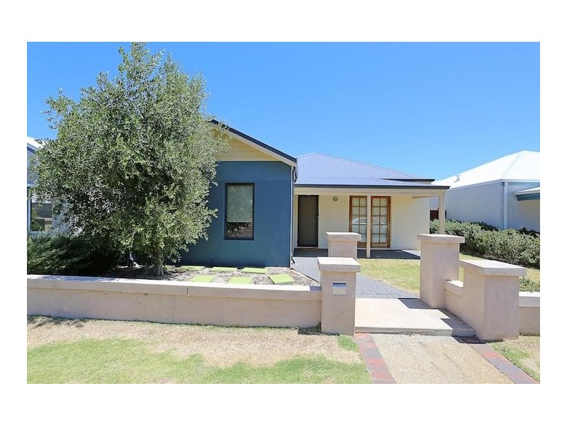 11 Pacifica Way, Dudley Park WA 6210