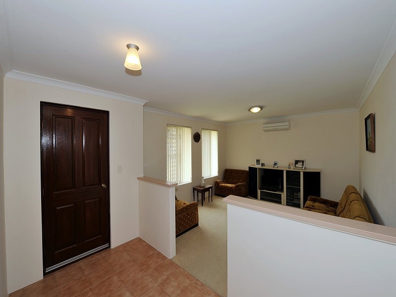 30 Seaforth Drive, Halls Head WA 6210