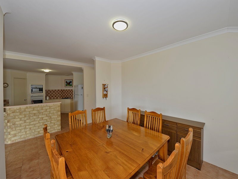 30 Seaforth Drive, Halls Head WA 6210