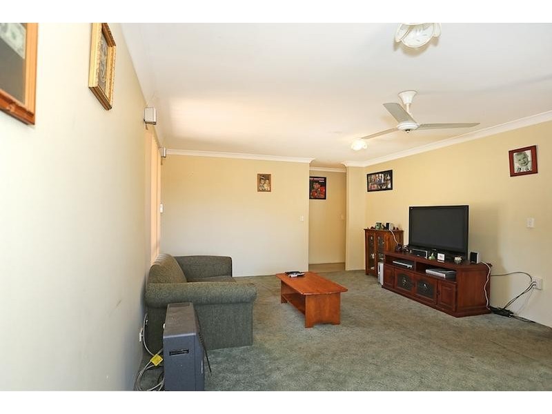 2/7 Karara Close, Halls Head WA 6210