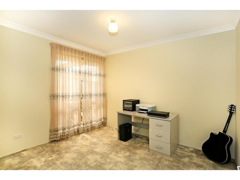 2/7 Karara Close, Halls Head WA 6210