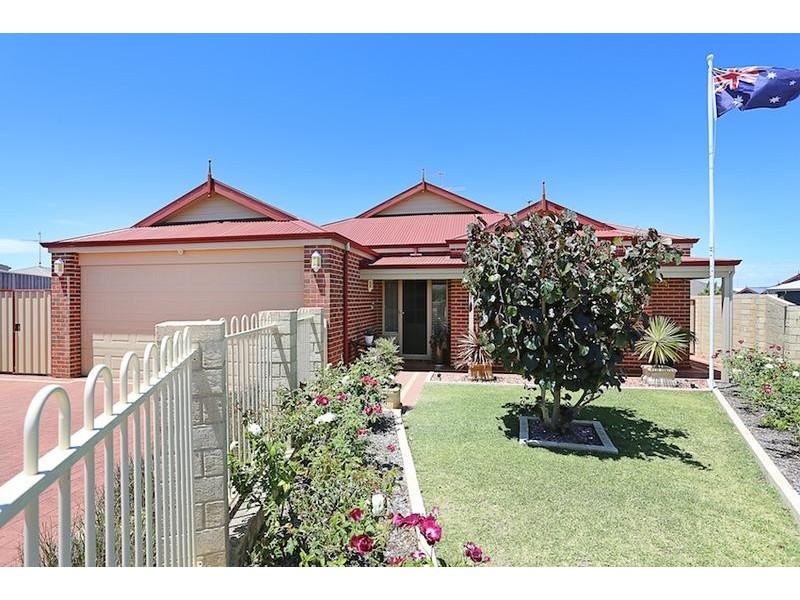 55 Marsdenia Road, Halls Head WA 6210