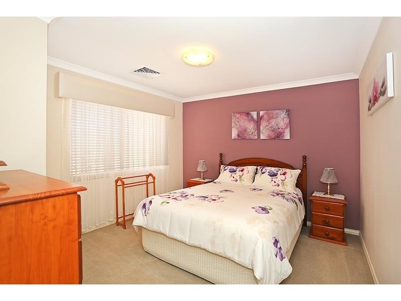 55 Marsdenia Road, Halls Head WA 6210