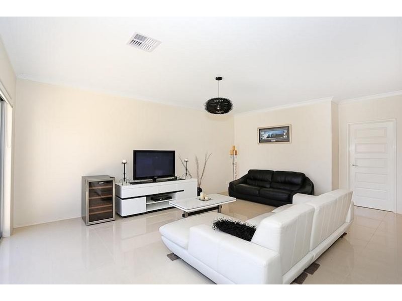 49 George Hibbert Road, Madora Bay WA 6210