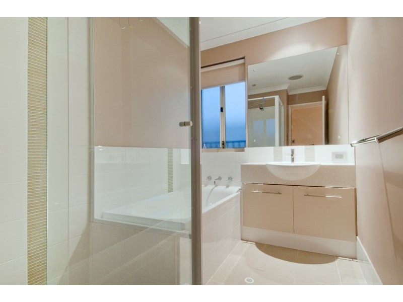 6 Hera Court, San Remo WA 6210