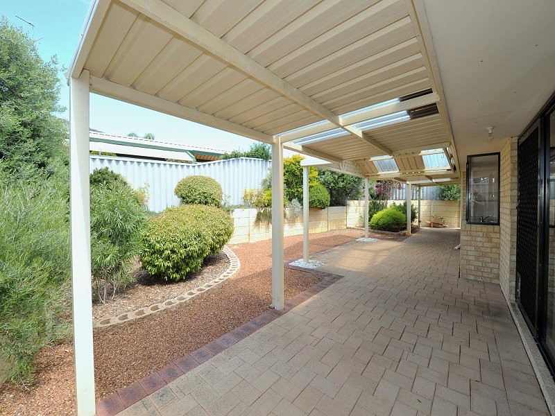 2 Boileau Place, San Remo WA 6210
