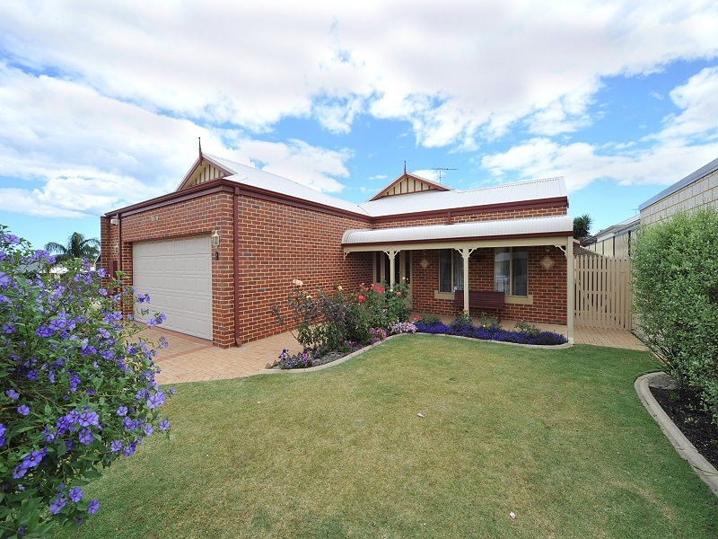 3 Heyerdahl, Dudley Park WA 6210