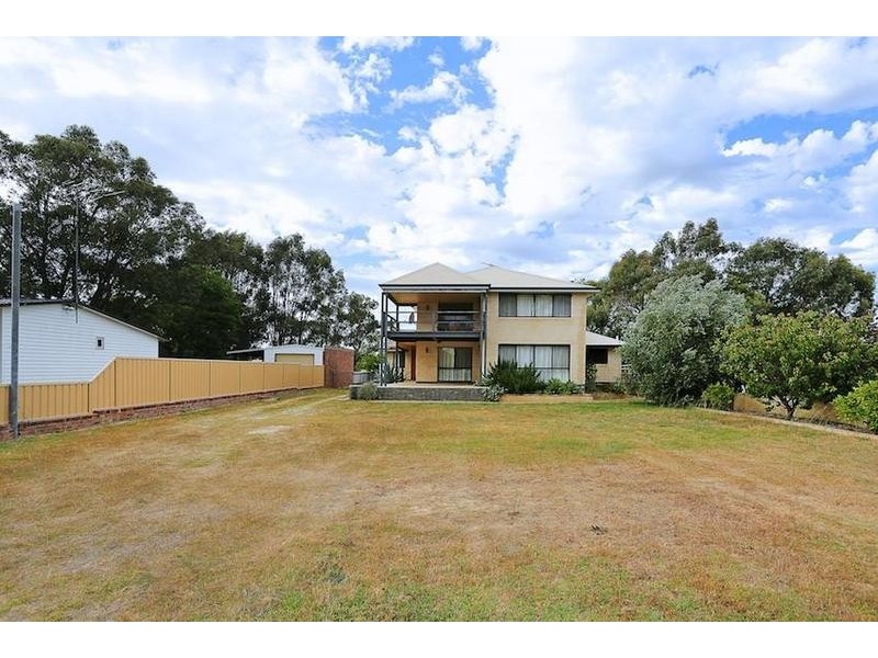 158 Banksia Terrace, South Yunderup WA 6208