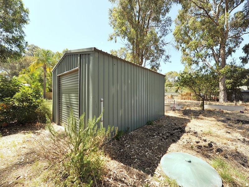 9 Navarre Row, Greenfields WA 6210