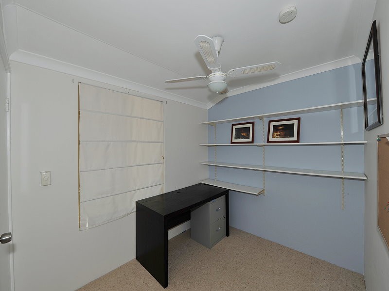 9 Navarre Row, Greenfields WA 6210