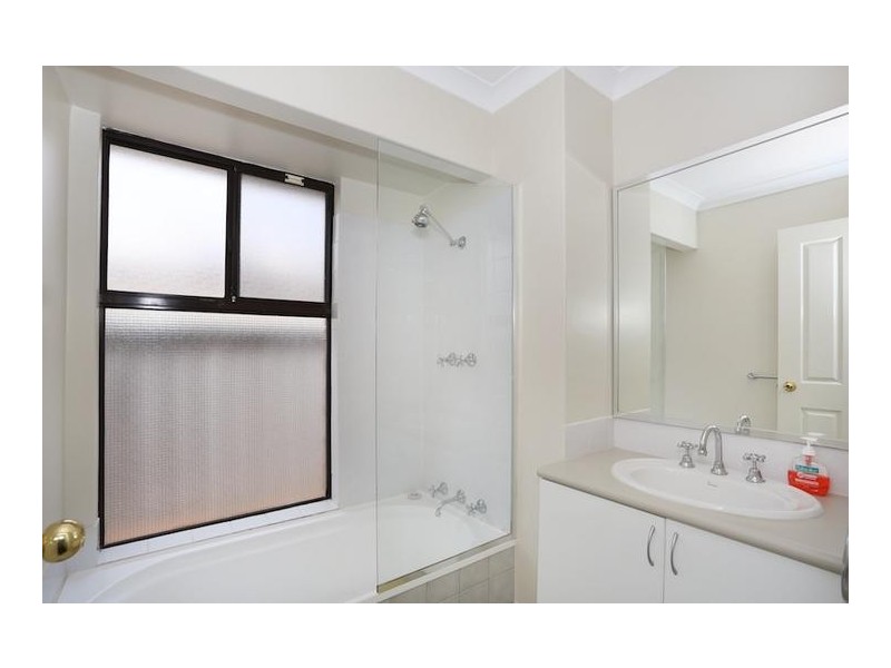 19 Vermont Avenue, Meadow Springs WA 6210