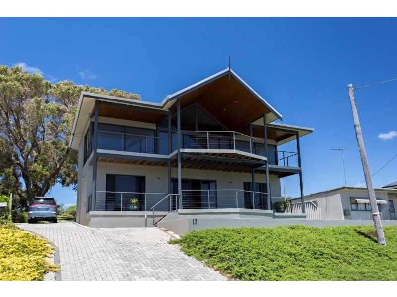 17 Pepper Street, Falcon WA 6210