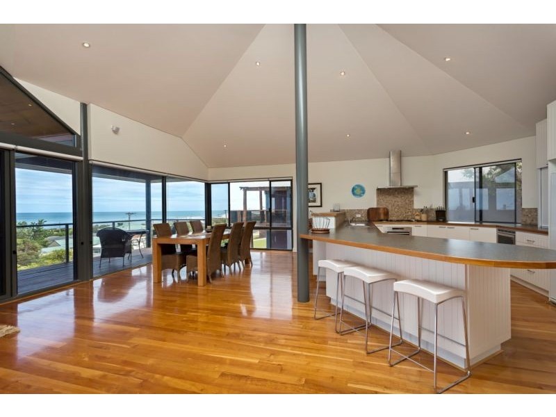 17 Pepper Street, Falcon WA 6210