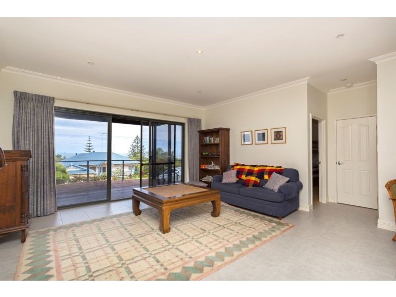 17 Pepper Street, Falcon WA 6210