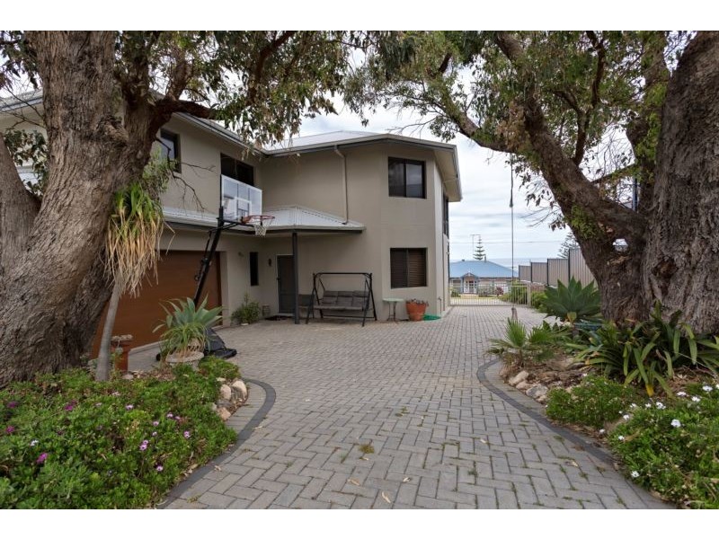 17 Pepper Street, Falcon WA 6210