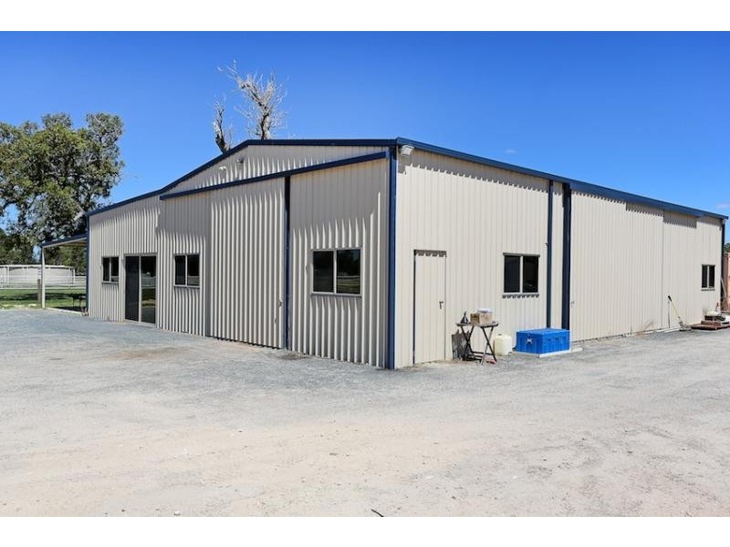 113 Serene Place, Barragup WA 6209