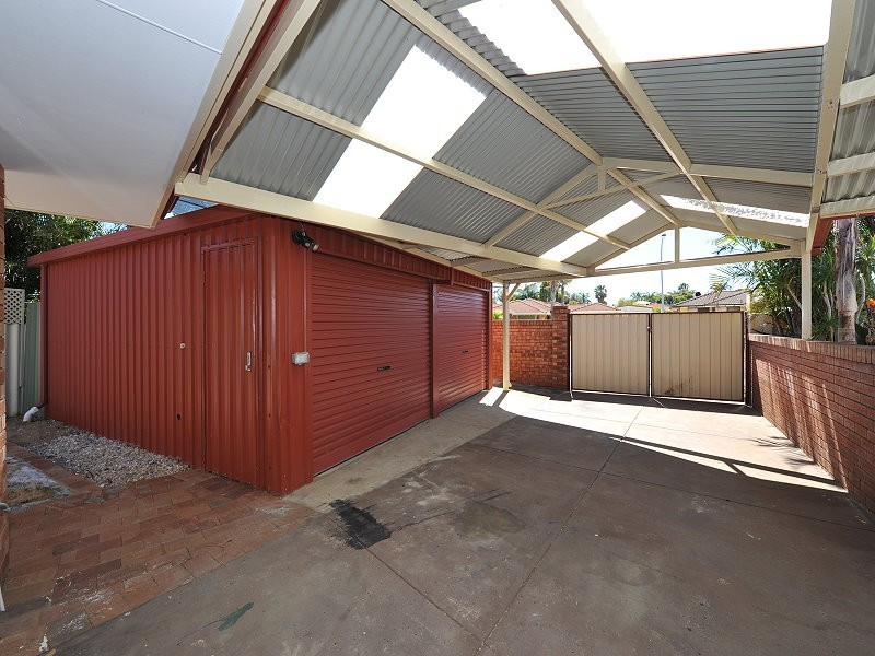 48 Mahogany Drive, Halls Head WA 6210