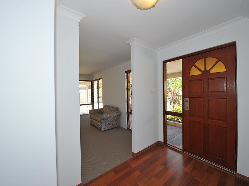 48 Mahogany Drive, Halls Head WA 6210