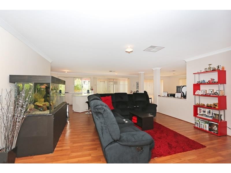 96 Meadow Springs Drive, Meadow Springs WA 6210