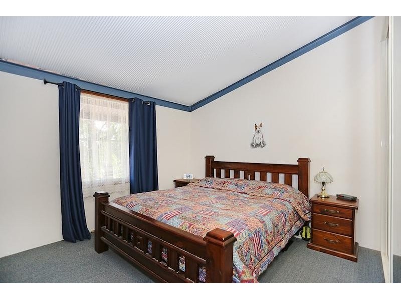 1 Warrie Street, Golden Bay WA 6174