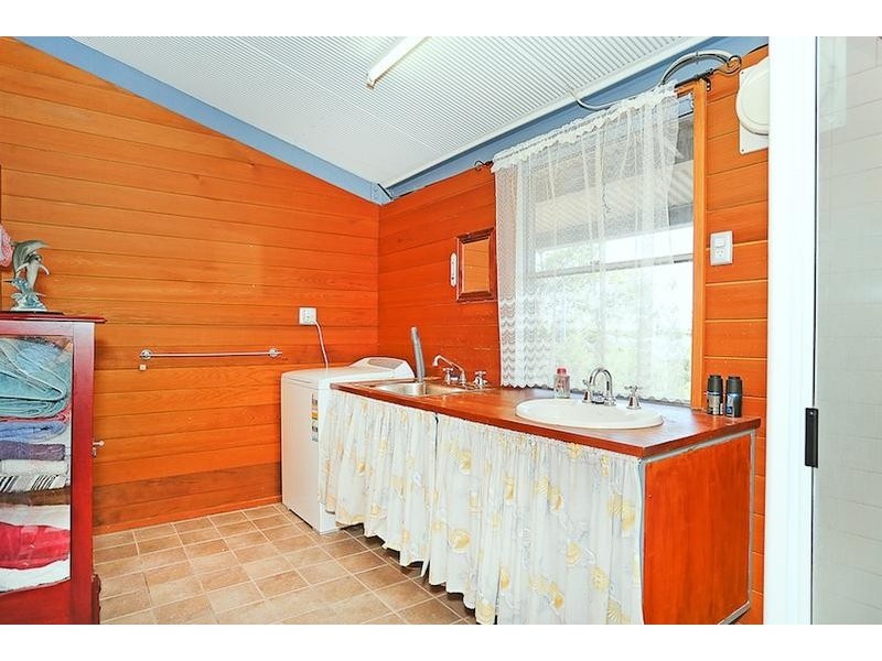 1 Warrie Street, Golden Bay WA 6174