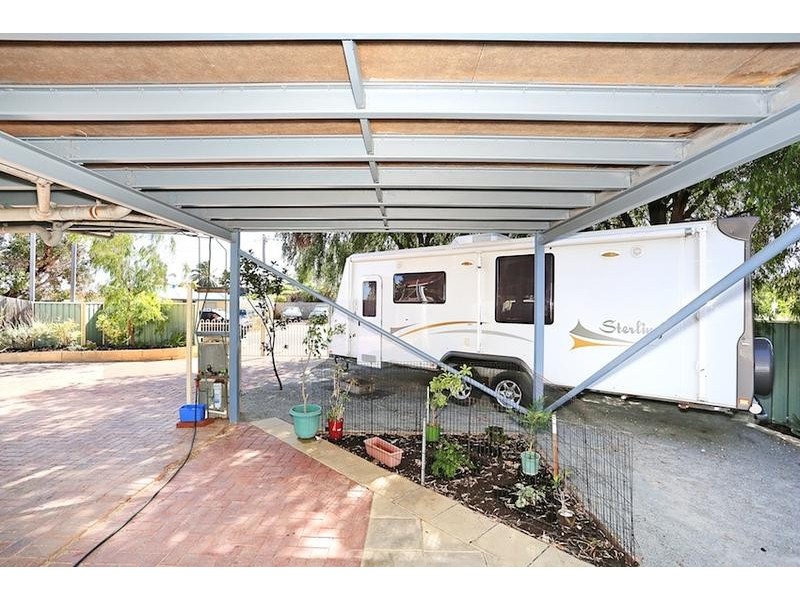 1 Warrie Street, Golden Bay WA 6174