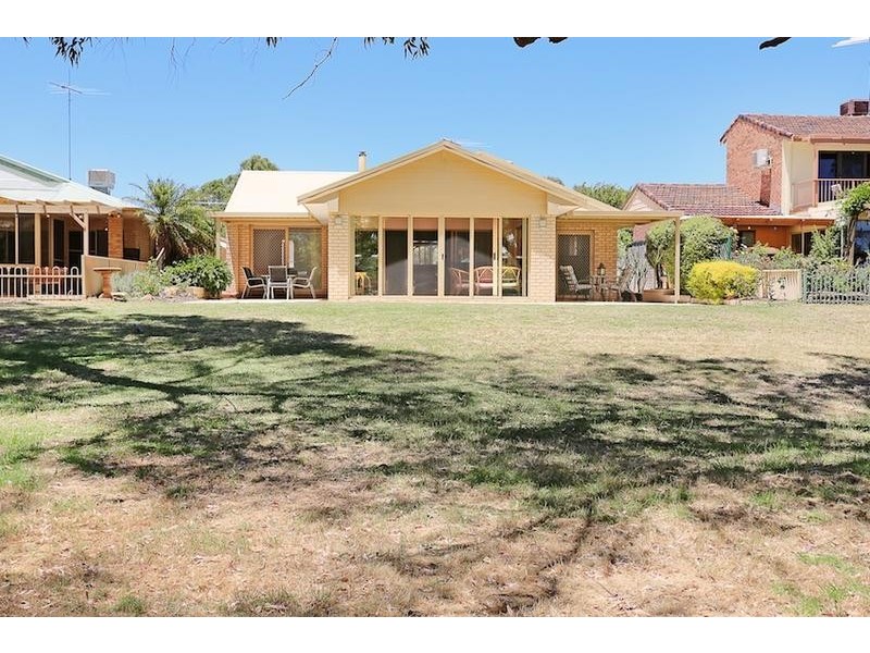39 Willow Gardens, South Yunderup WA 6208