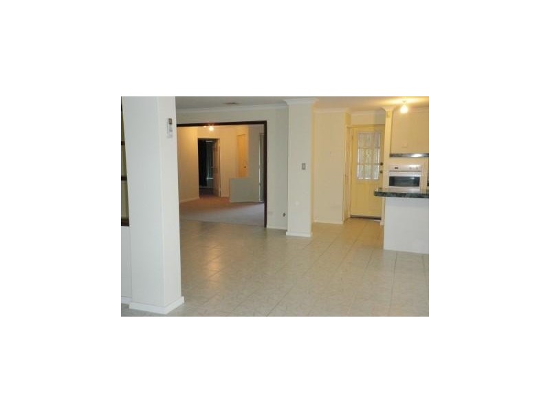 4 Crowthorn Cross, Erskine WA 6210