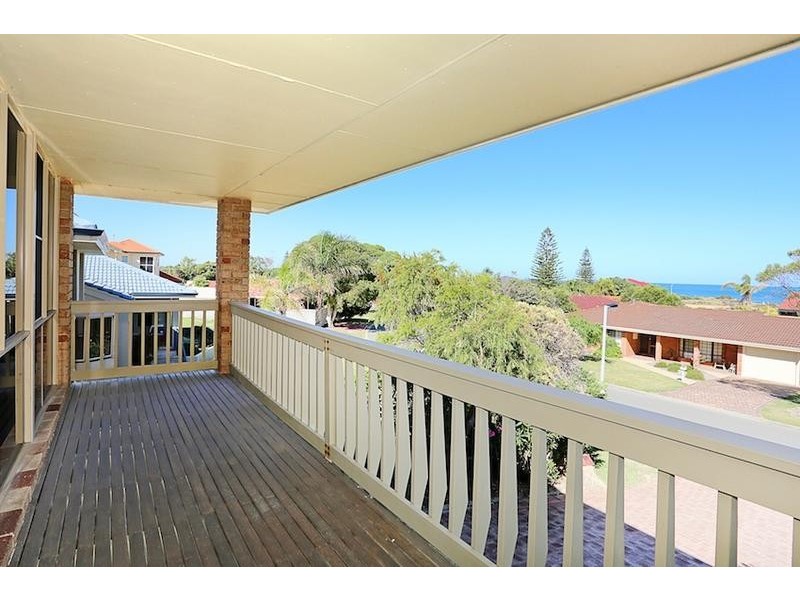 5 Driftwood Road, Silver Sands WA 6210
