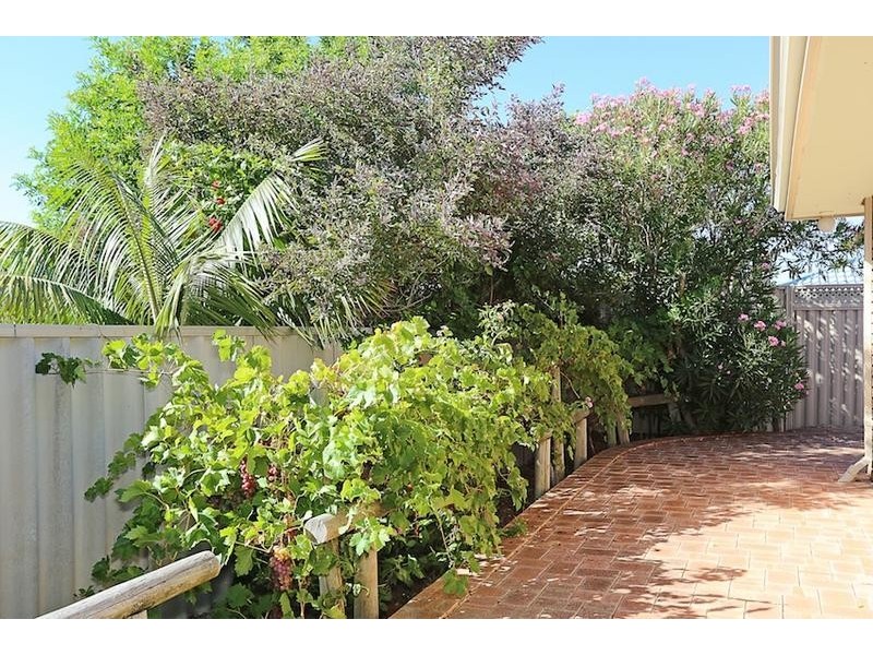 5 Driftwood Road, Silver Sands WA 6210