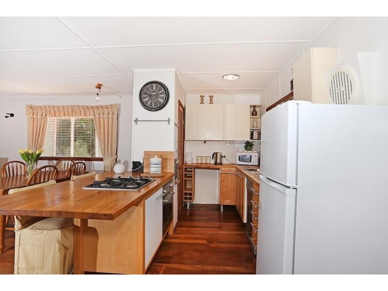 36 Leighton Road East, Halls Head WA 6210