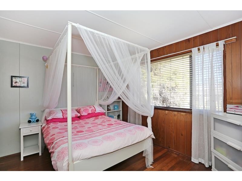 36 Leighton Road East, Halls Head WA 6210