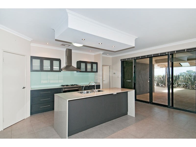 31 Albany Drive, Dawesville WA 6211