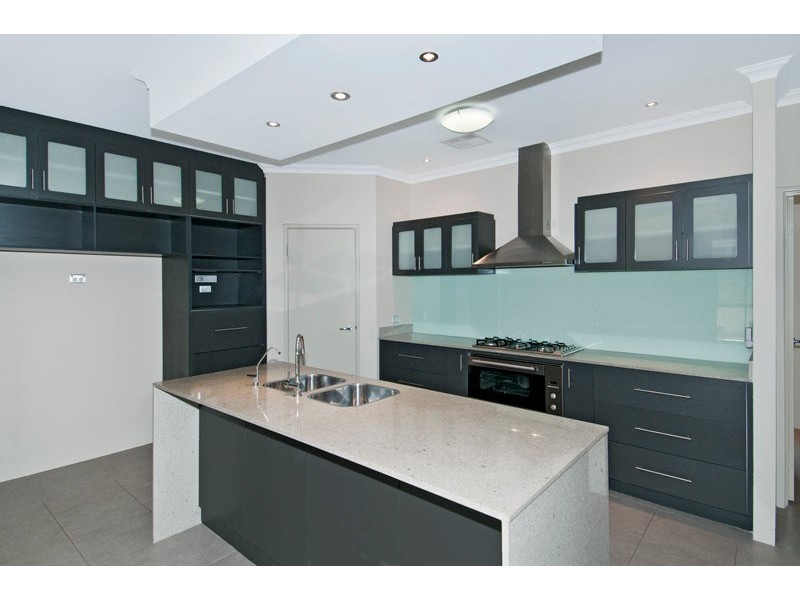 31 Albany Drive, Dawesville WA 6211