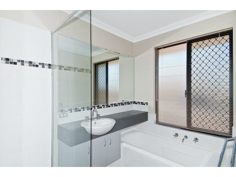 31 Albany Drive, Dawesville WA 6211