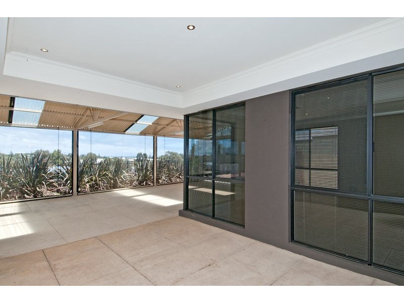 31 Albany Drive, Dawesville WA 6211