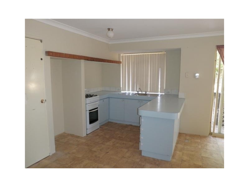 25 Casula Avenue, Coodanup WA 6210