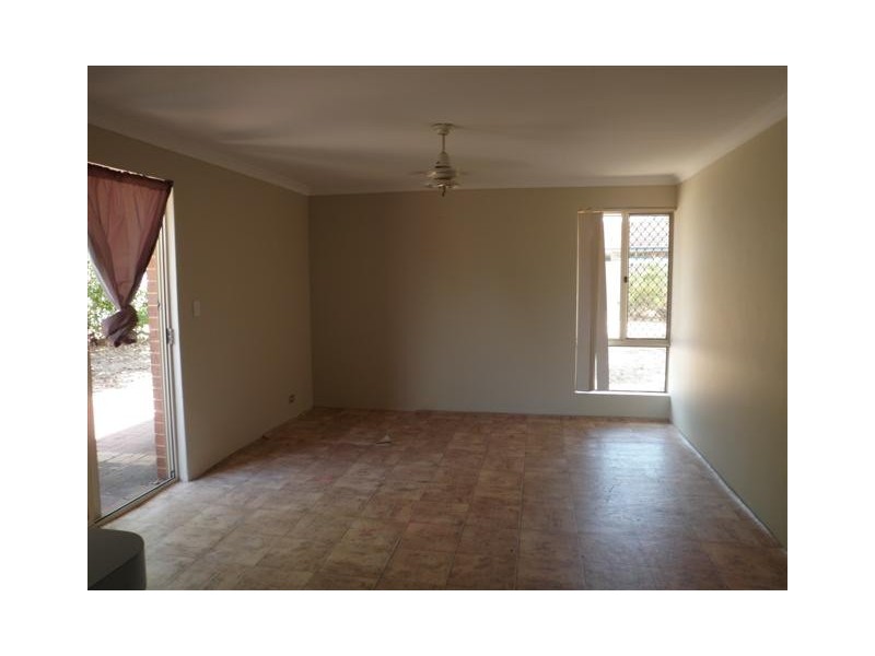 25 Casula Avenue, Coodanup WA 6210