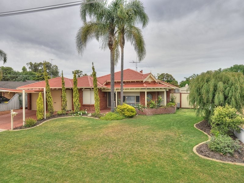 22 Korong Road, Golden Bay WA 6174