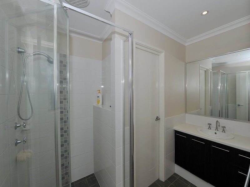 16 Churchill Avenue, Mandurah WA 6210