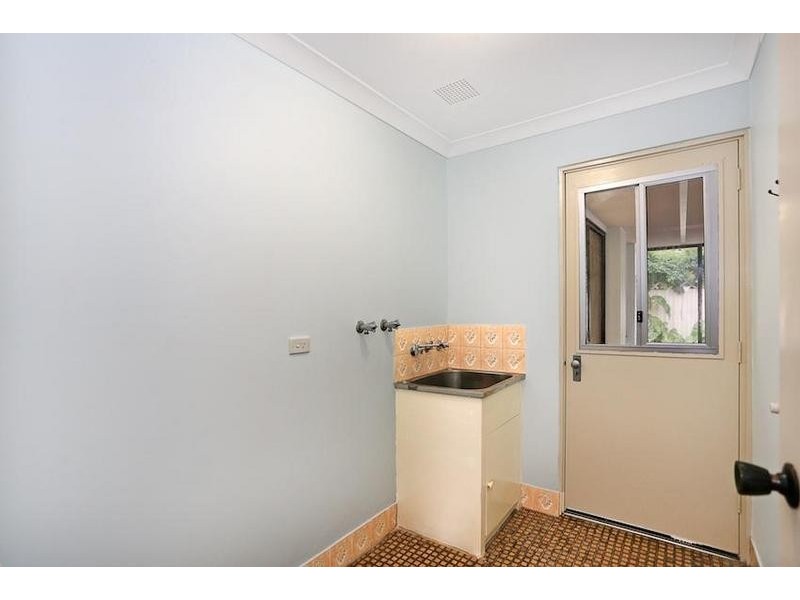3 Sandalwood Parade, Halls Head WA 6210