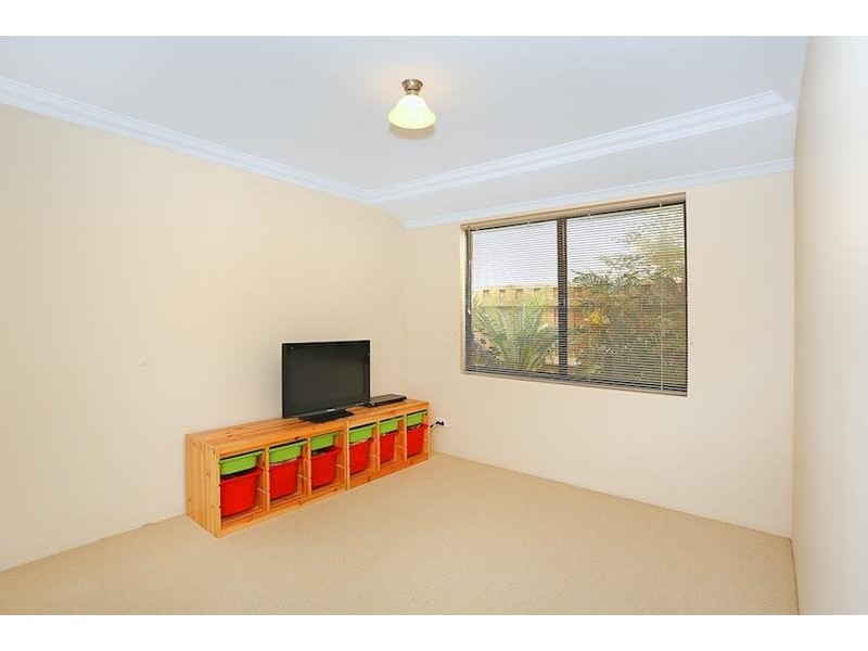 4 Levens Way, Erskine WA 6210