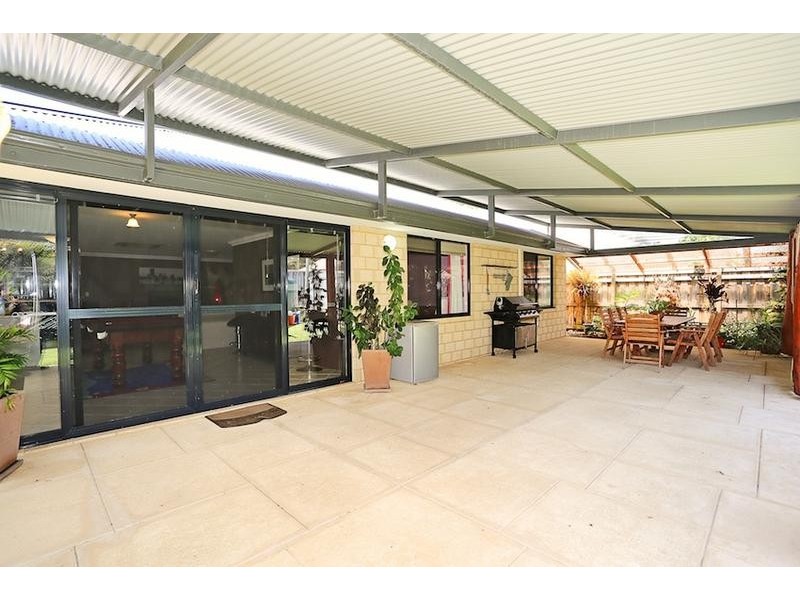 4 Levens Way, Erskine WA 6210