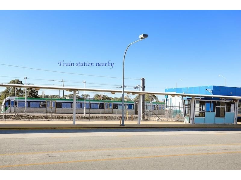 33 Thomson Street, Mandurah WA 6210